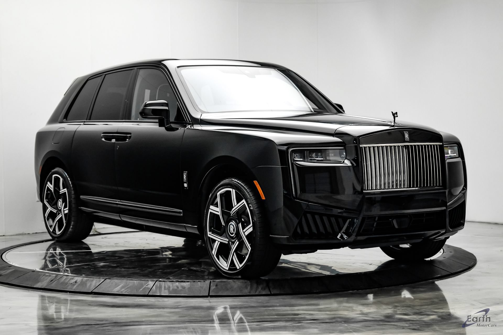 Used 2026 Rolls-Royce Cullinan Black Badge AWD/4WD image 27