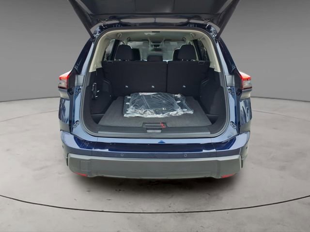Used 2026 Nissan Rogue SV image 8
