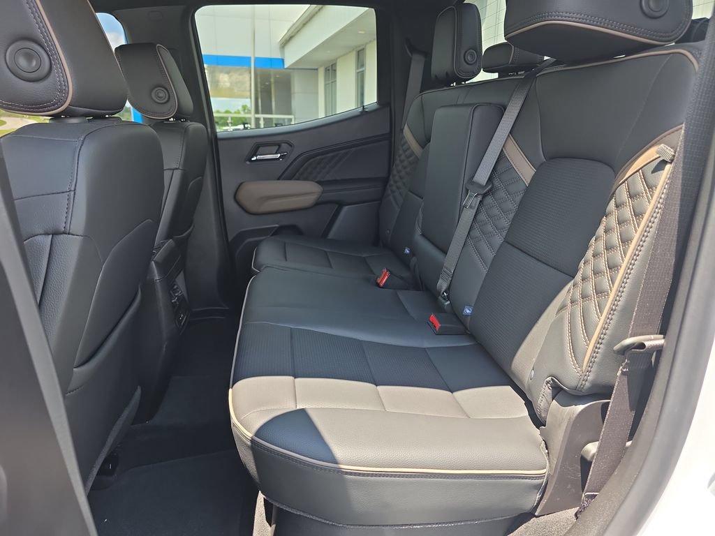 Used 2026 GMC Canyon Denali AWD/4WD image 13