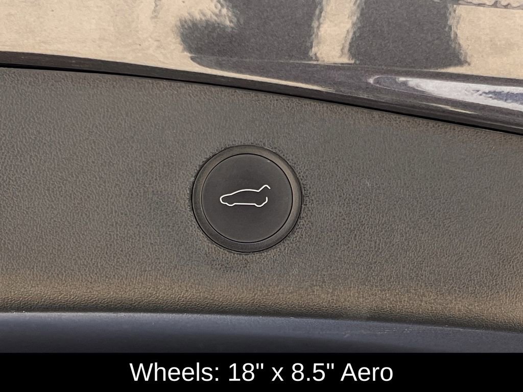 Used 2021 Tesla Model 3 Standard Range Plus image 33