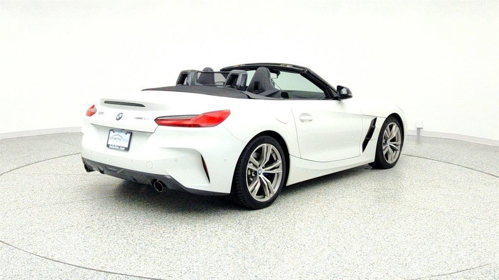 Used 2022 BMW Z4 sDrive30i w/ Dynamic Handling Package image 5