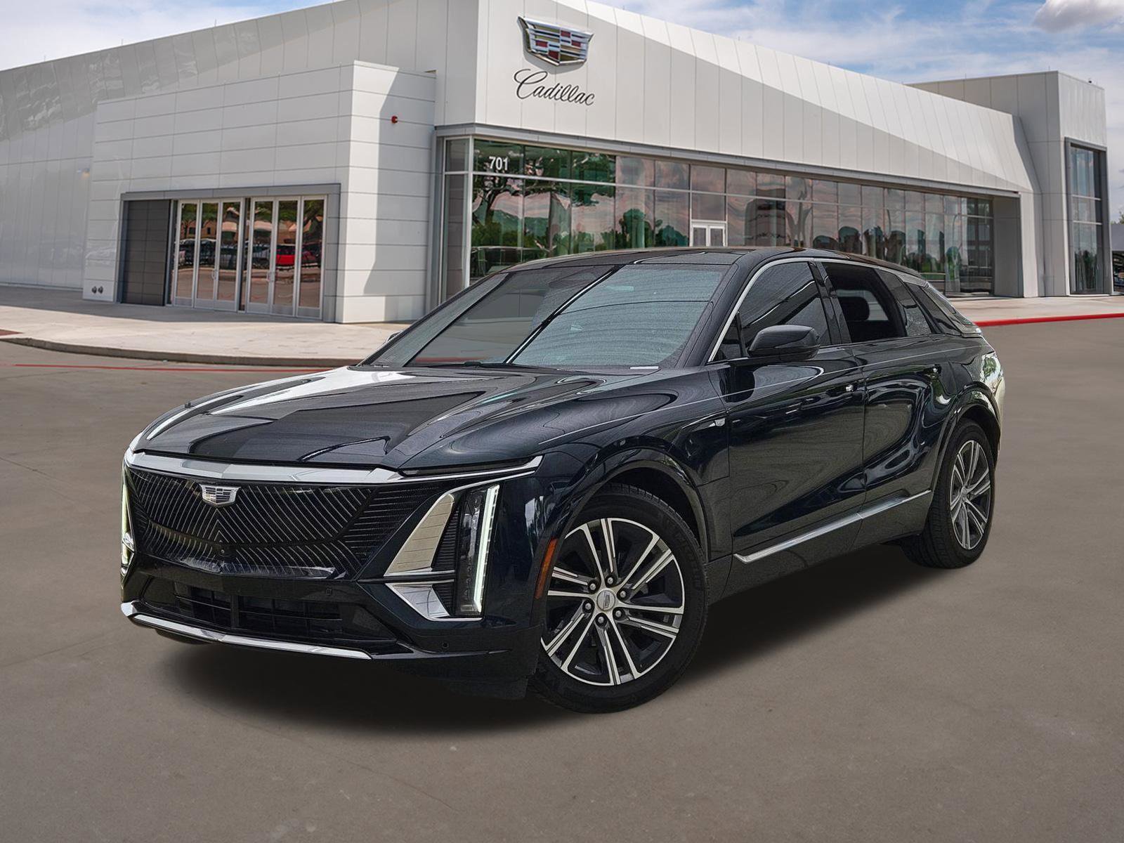 Used 2024 Cadillac Lyriq Luxury w/ LPO, Floor Liner Package AWD/4WD video 1
