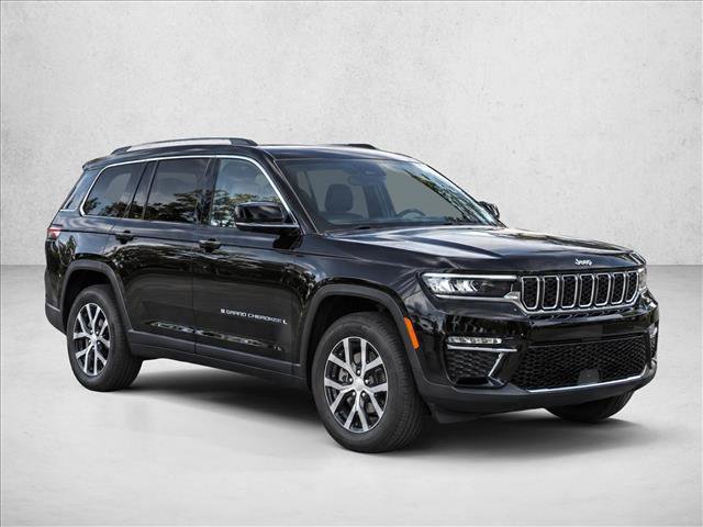 Used 2023 Jeep Grand Cherokee Limited RWD image 3