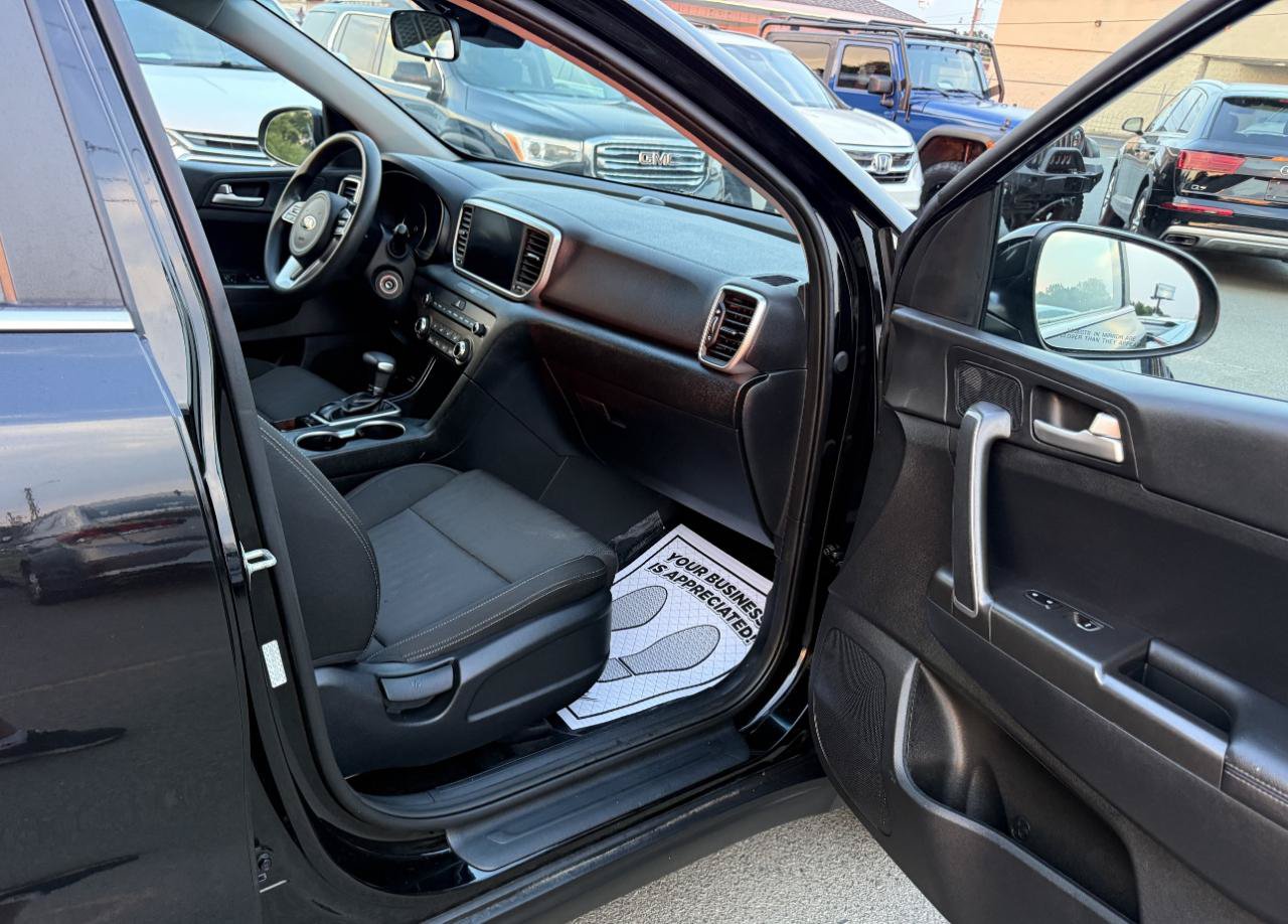 Used 2022 Kia Sportage LX FWD image 13