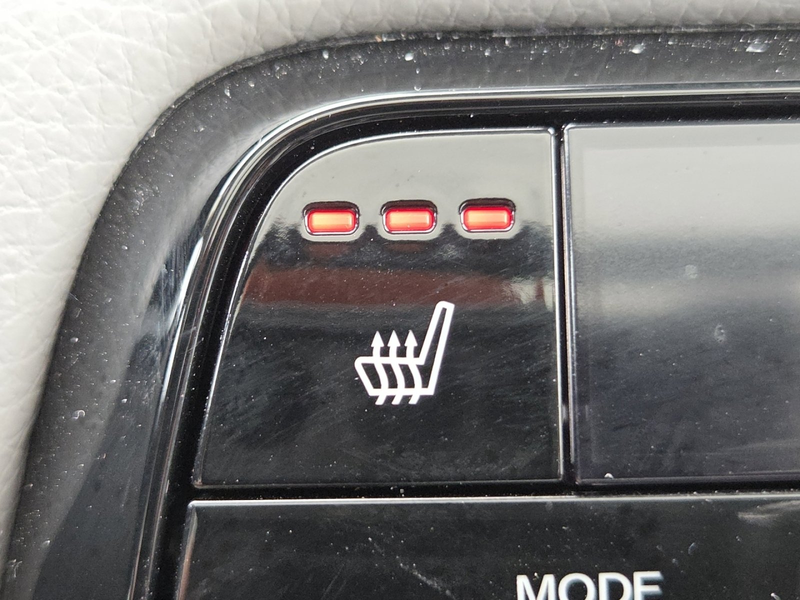 Certified 2025 Honda Pilot Touring image 6