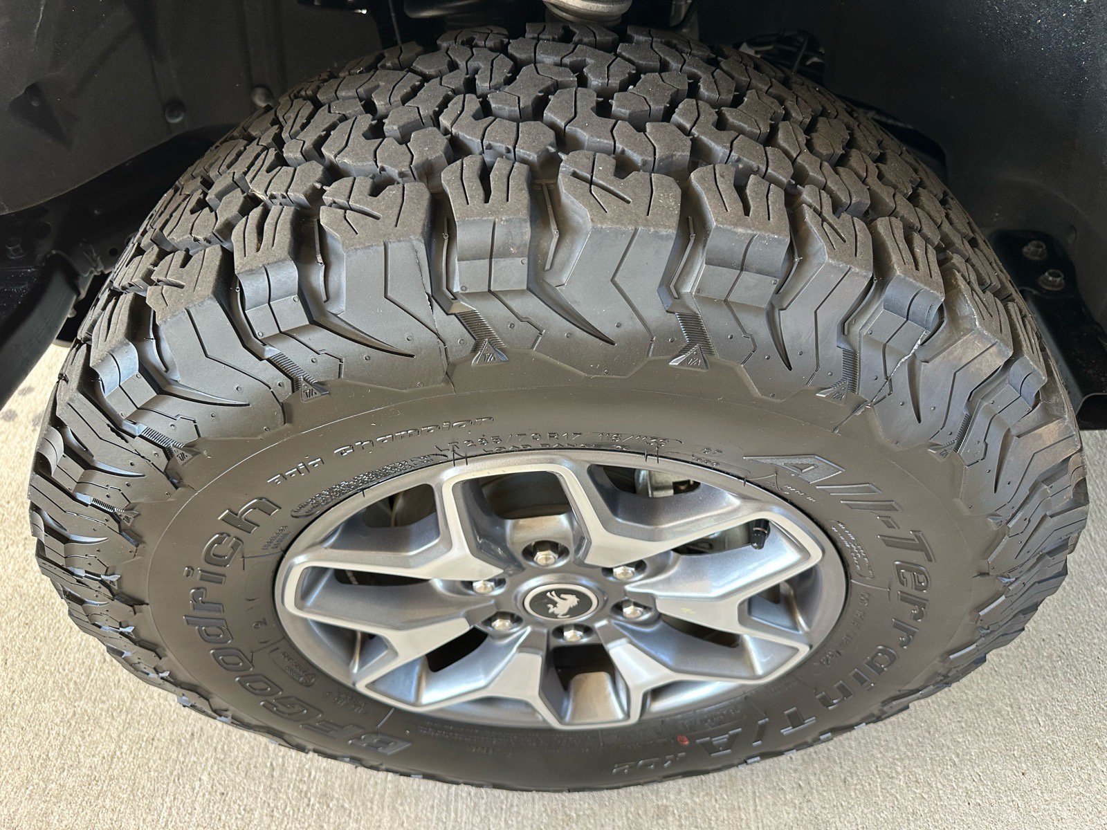Certified 2025 Ford Bronco Badlands AWD/4WD image 8