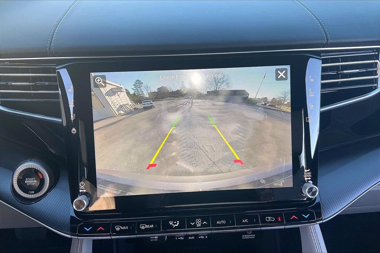 New 2026 Jeep Grand Wagoneer L Summit w/ Premium Group III AWD/4WD image 15
