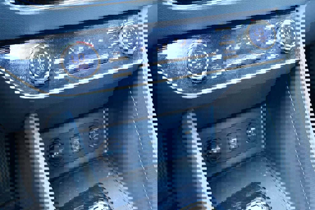 Used 2023 Hyundai Sonata SEL image 14