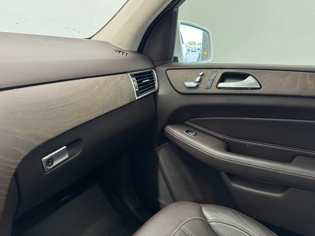 Used 2016 Mercedes-Benz GLE 350 image 36