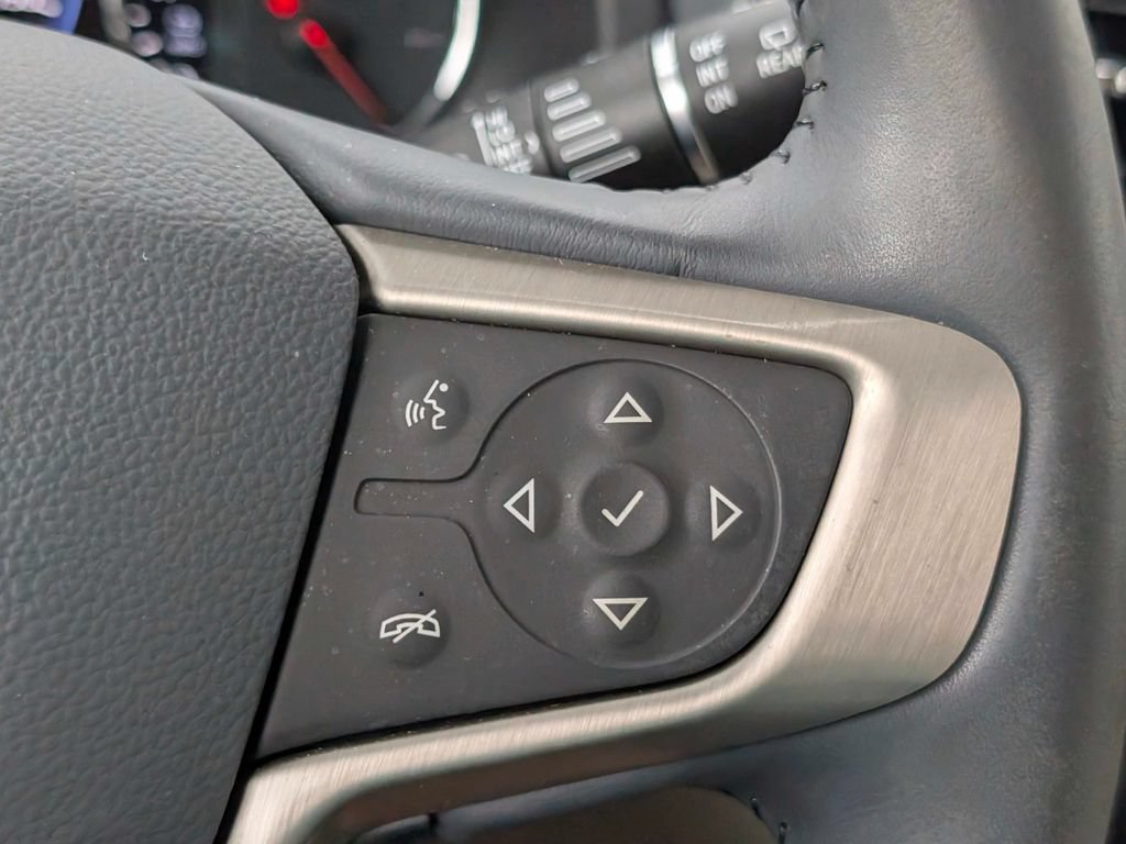 Used 2022 GMC Acadia Denali w/ Denali Technology Package FWD image 23