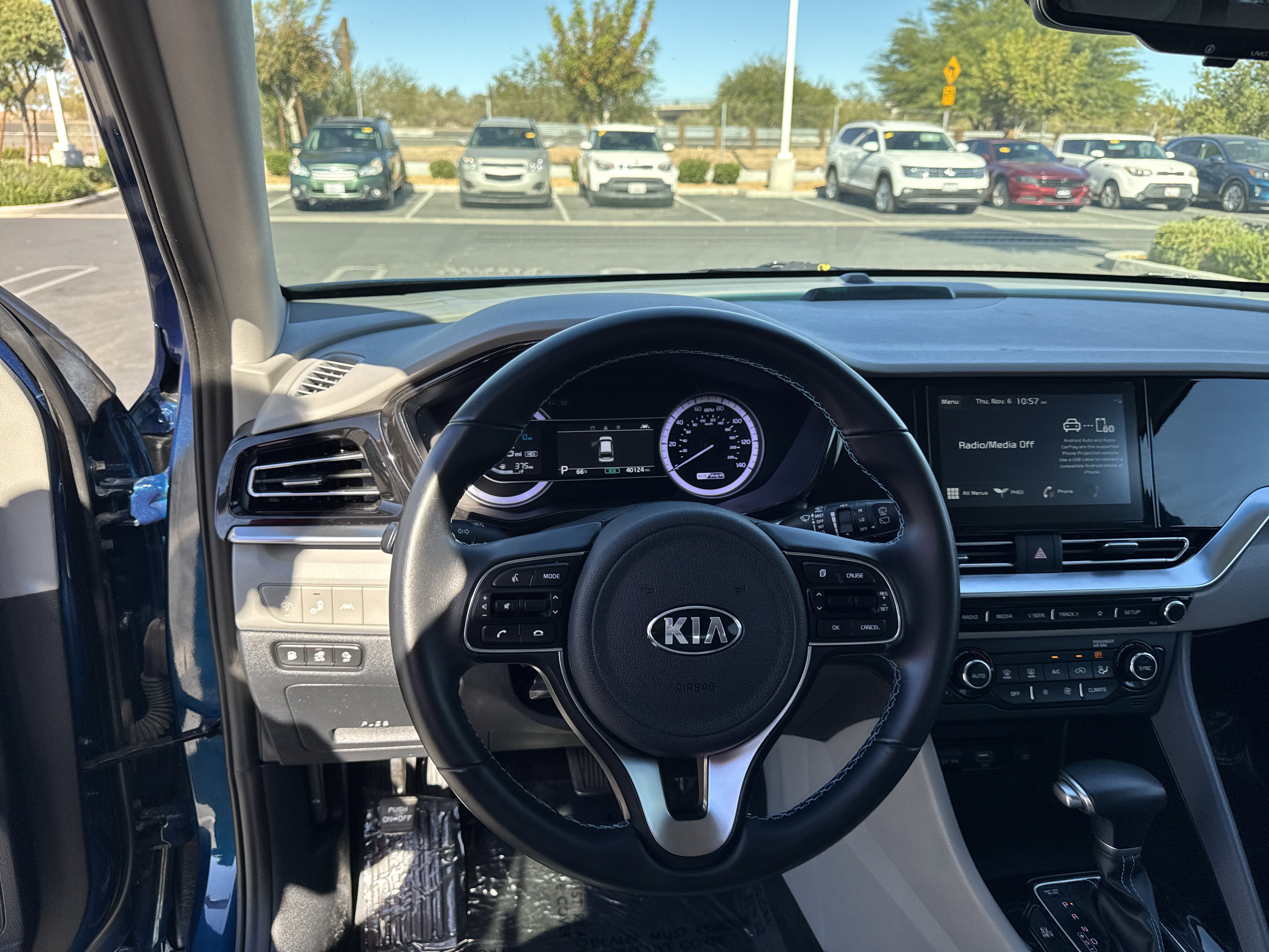 Certified 2020 Kia Niro LXS image 11