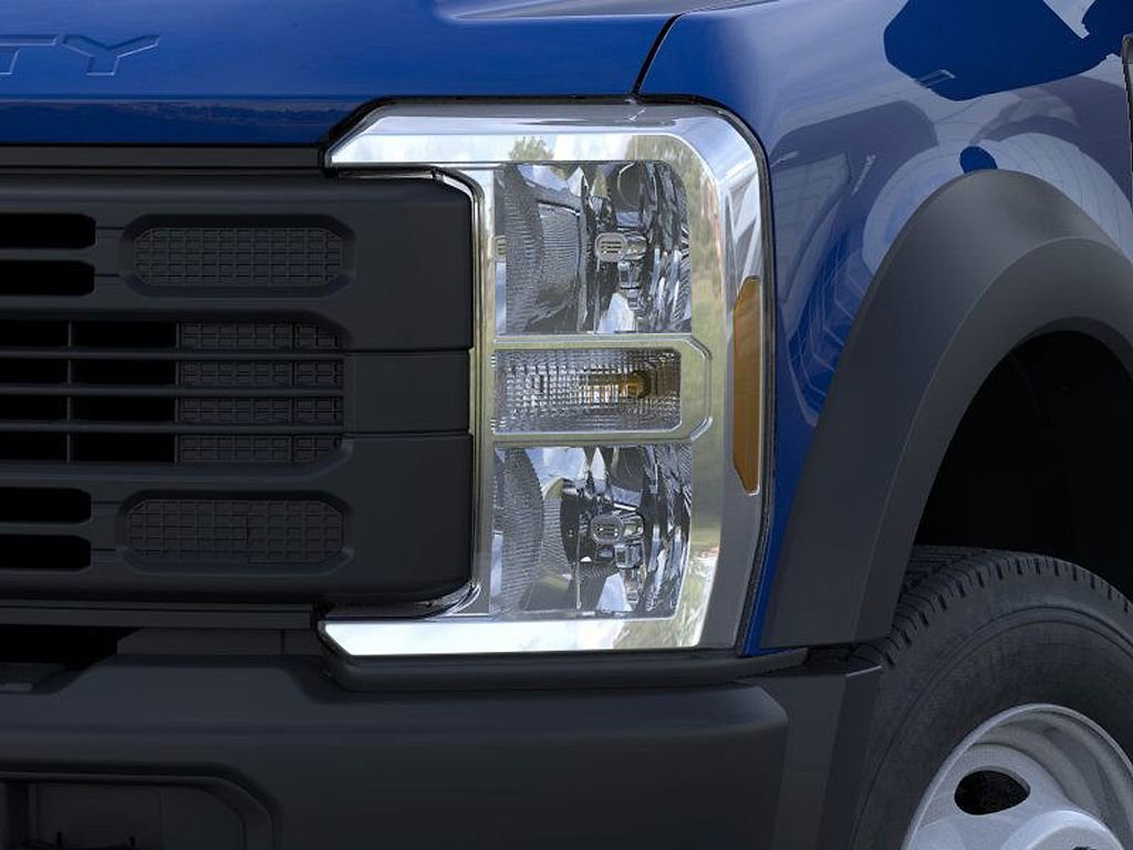 New 2026 Ford F550 4x4 Supercab Super Duty image 18