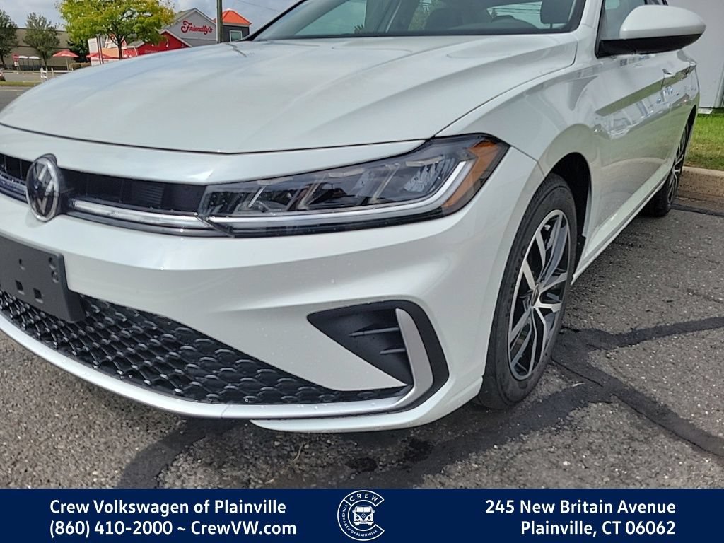 New 2026 Volkswagen Jetta SE FWD image 24