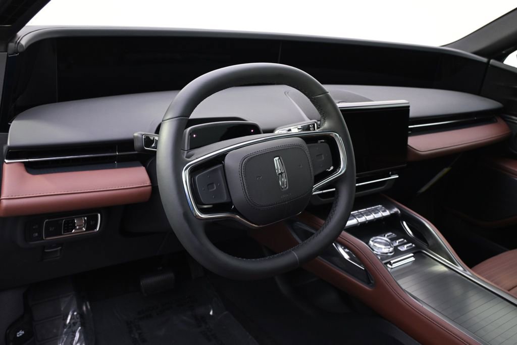 New 2026 Lincoln Nautilus Reserve w/ Jet Appearance Package AWD/4WD image 11