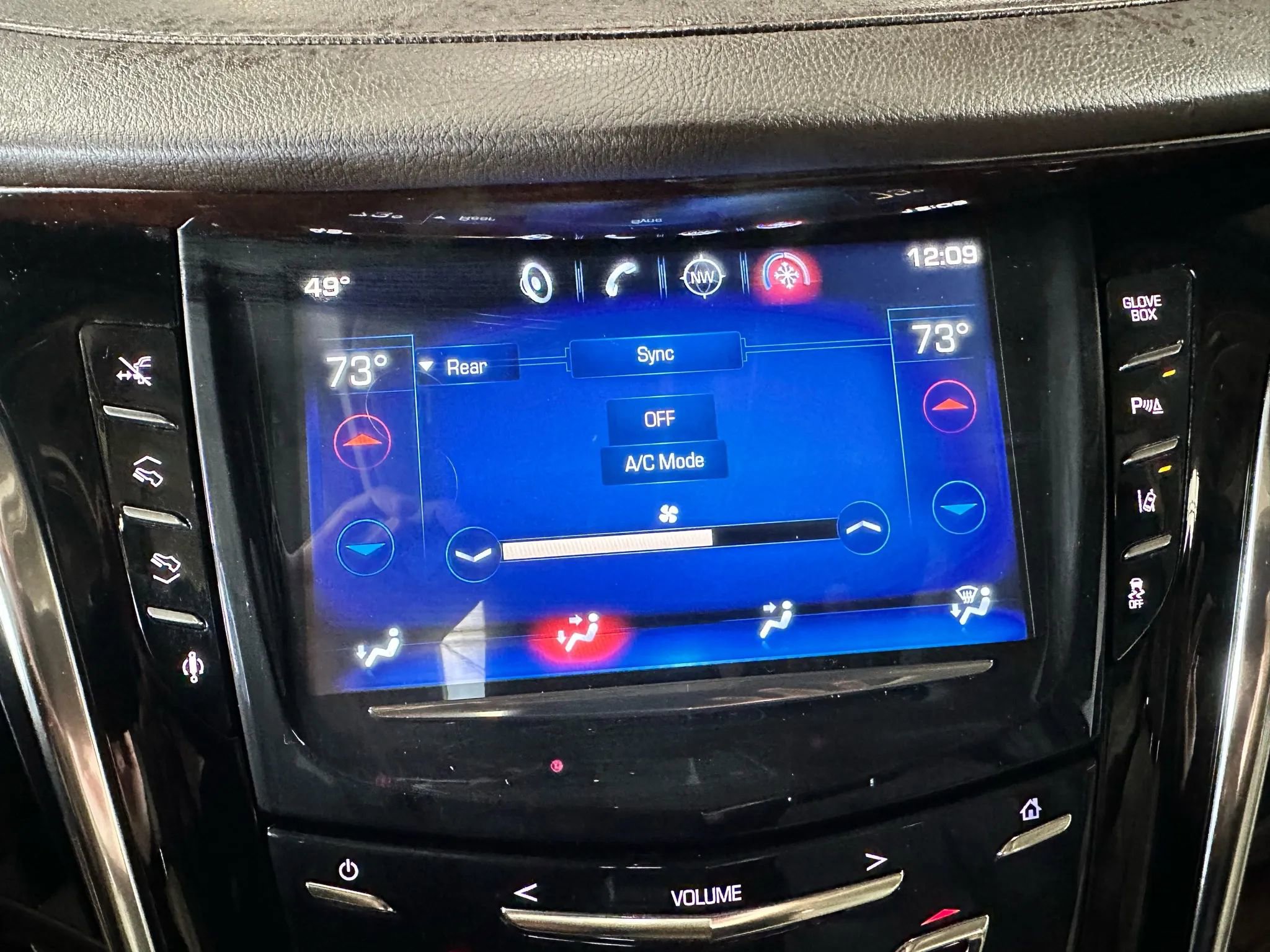 Used 2015 Cadillac Escalade ESV Premium AWD/4WD image 27