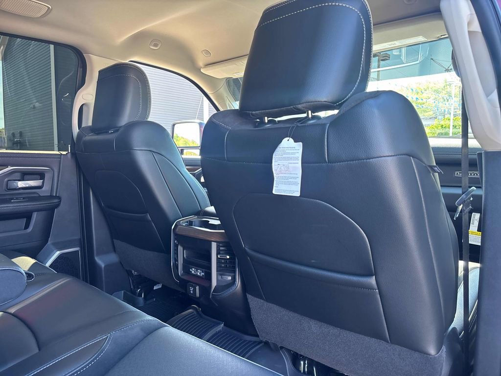 Used 2024 RAM 3500 Laramie AWD/4WD image 27