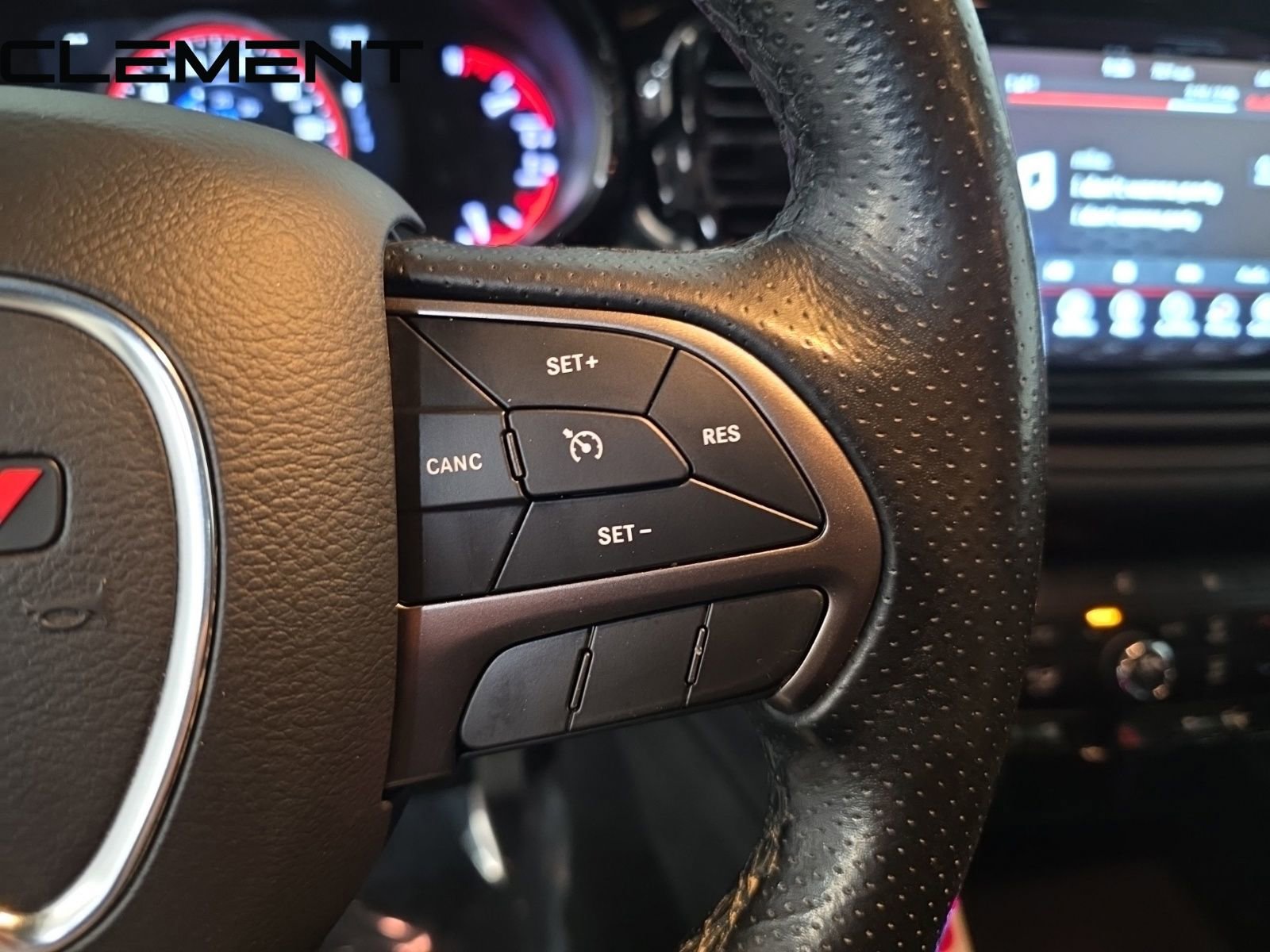 Used 2021 Dodge Durango SXT image 17