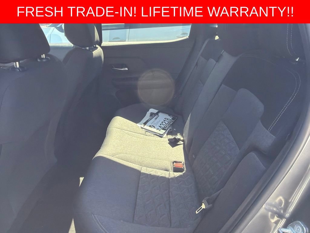 Used 2025 Nissan Kicks SV FWD image 10