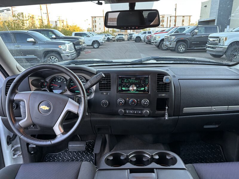 Used 2013 Chevrolet Silverado 2500 LT w/ Convenience Package image 22