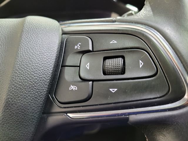 Used 2021 Buick Envision Essence w/ Sport Touring Package image 33