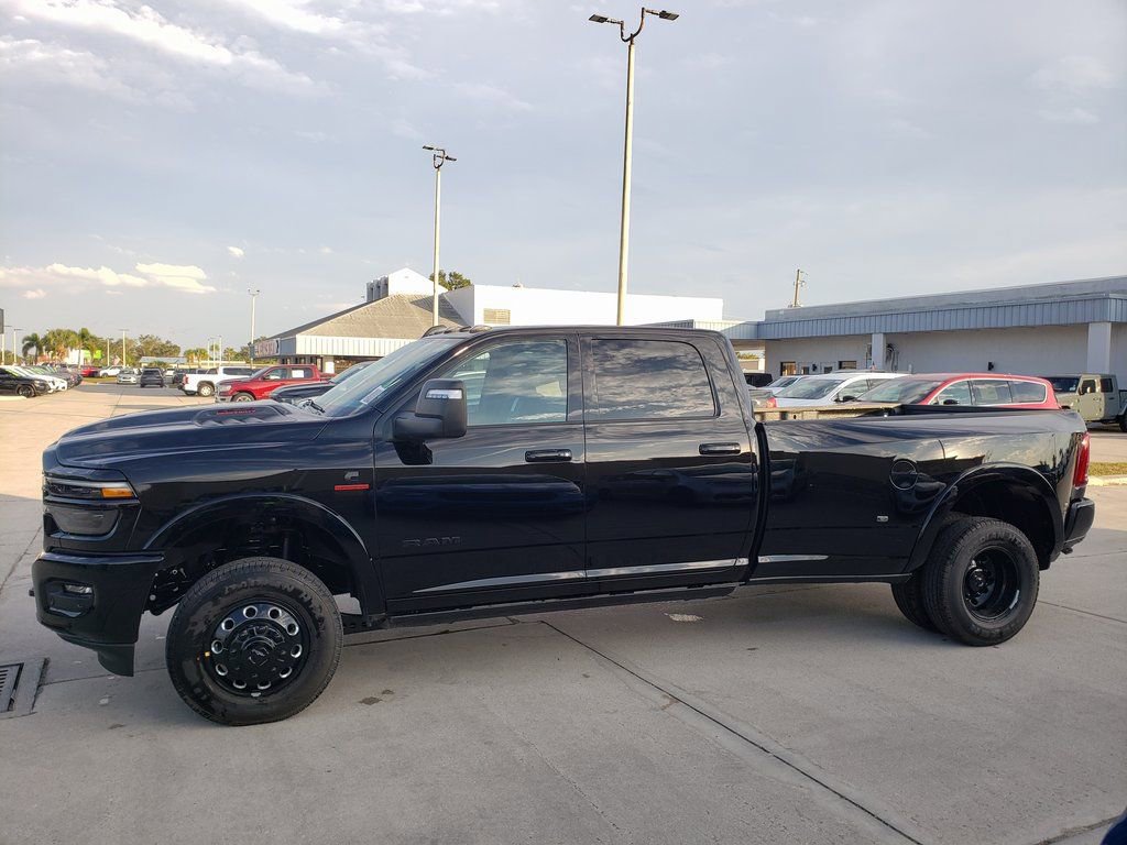New 2026 RAM 3500 Limited image 2