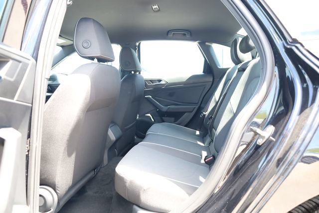 Used 2025 Volkswagen Jetta Sport FWD image 22