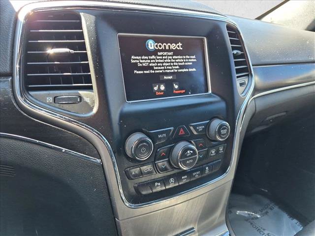 Used 2018 Jeep Grand Cherokee Limited AWD/4WD image 15