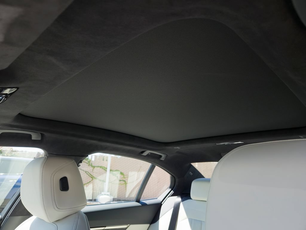 New 2027 BMW 530i w/ M Sport Package RWD image 9