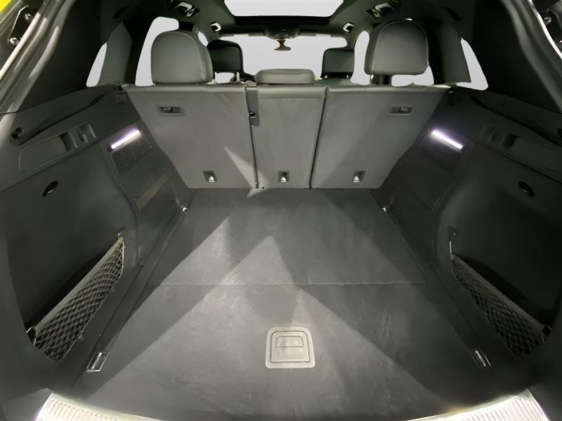 Used 2018 Audi SQ5 Premium Plus w/ Navigation Package image 13