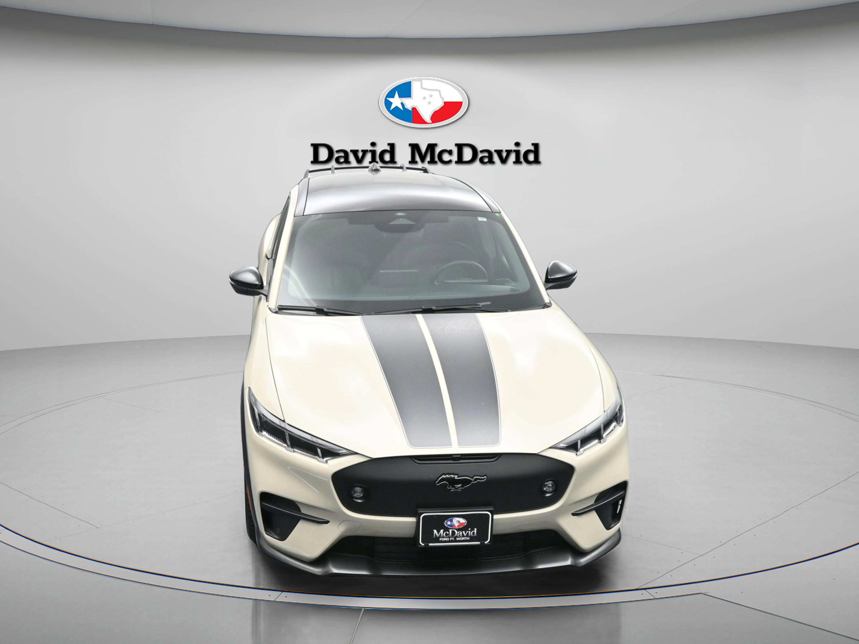 Used 2025 Ford Mustang Mach-E GT image 29