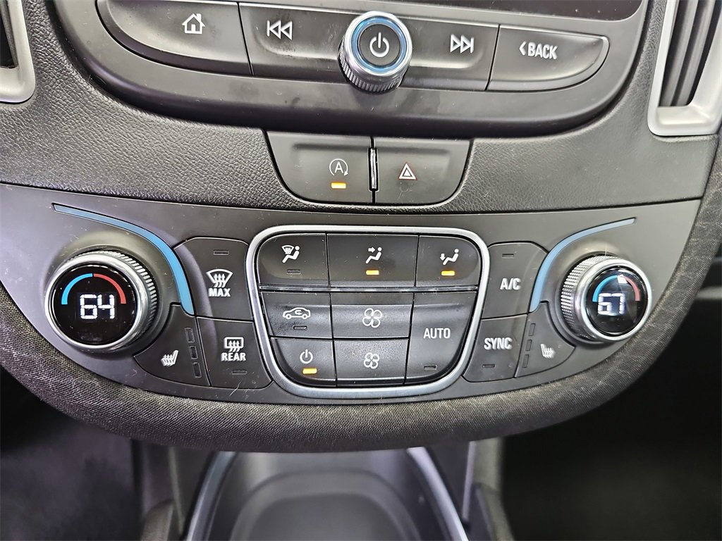 Used 2024 Chevrolet Malibu LT image 22