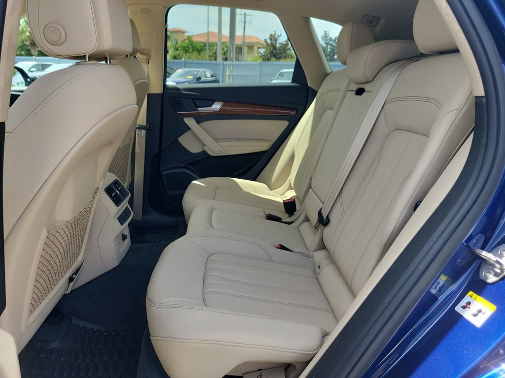 Certified 2023 Audi Q5 2.0T Premium Plus w/ Premium Plus Package AWD/4WD image 16