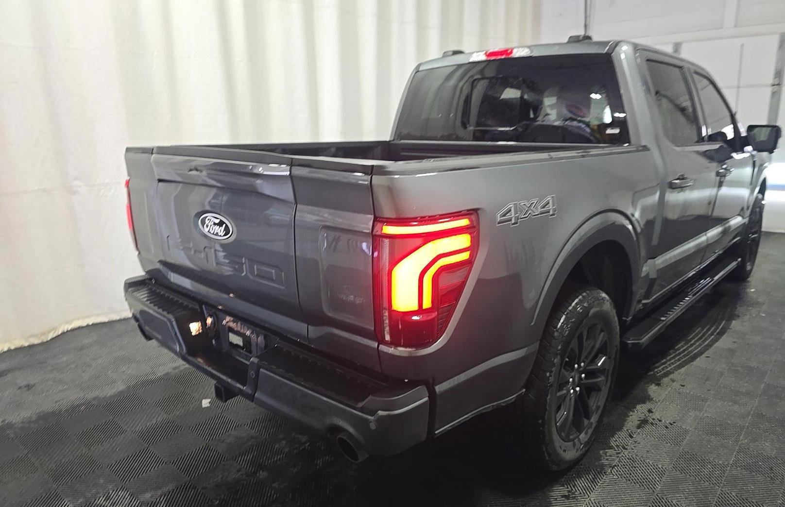 Used 2025 Ford F150 Lariat w/ Bed Utility Package AWD/4WD image 4