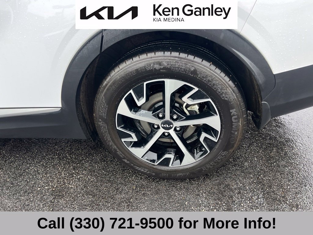 Certified 2024 Kia Sportage EX FWD image 22