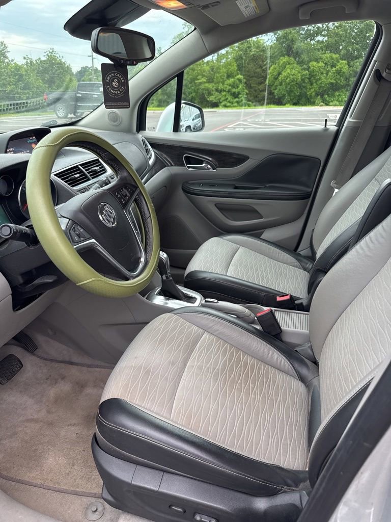 Used 2015 Buick Encore FWD image 5