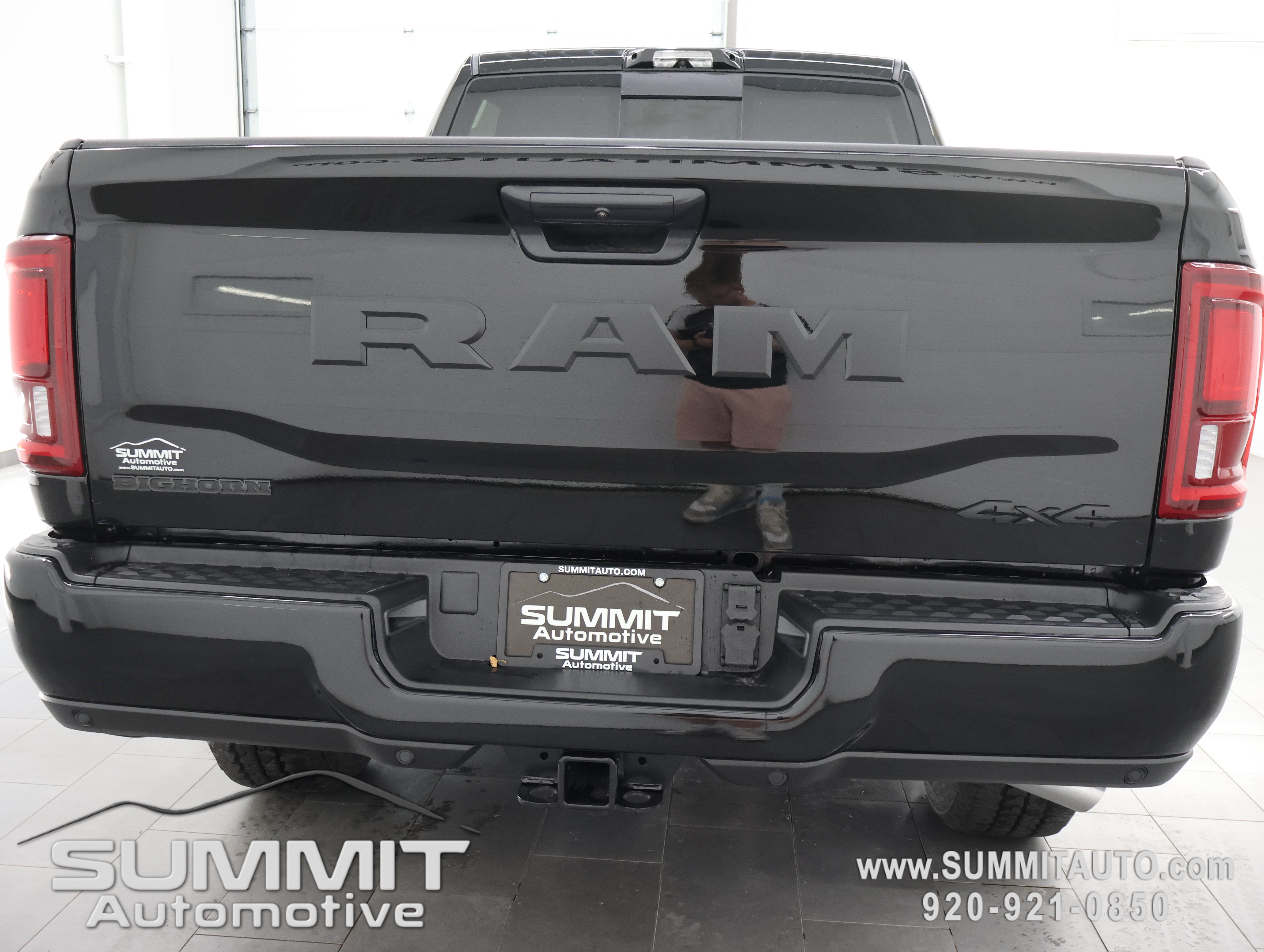 New 2026 RAM 3500 Big Horn AWD/4WD image 32