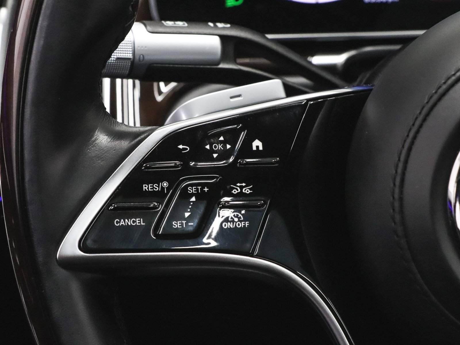 Used 2025 Mercedes-Benz S 580 4MATIC Sedan image 35