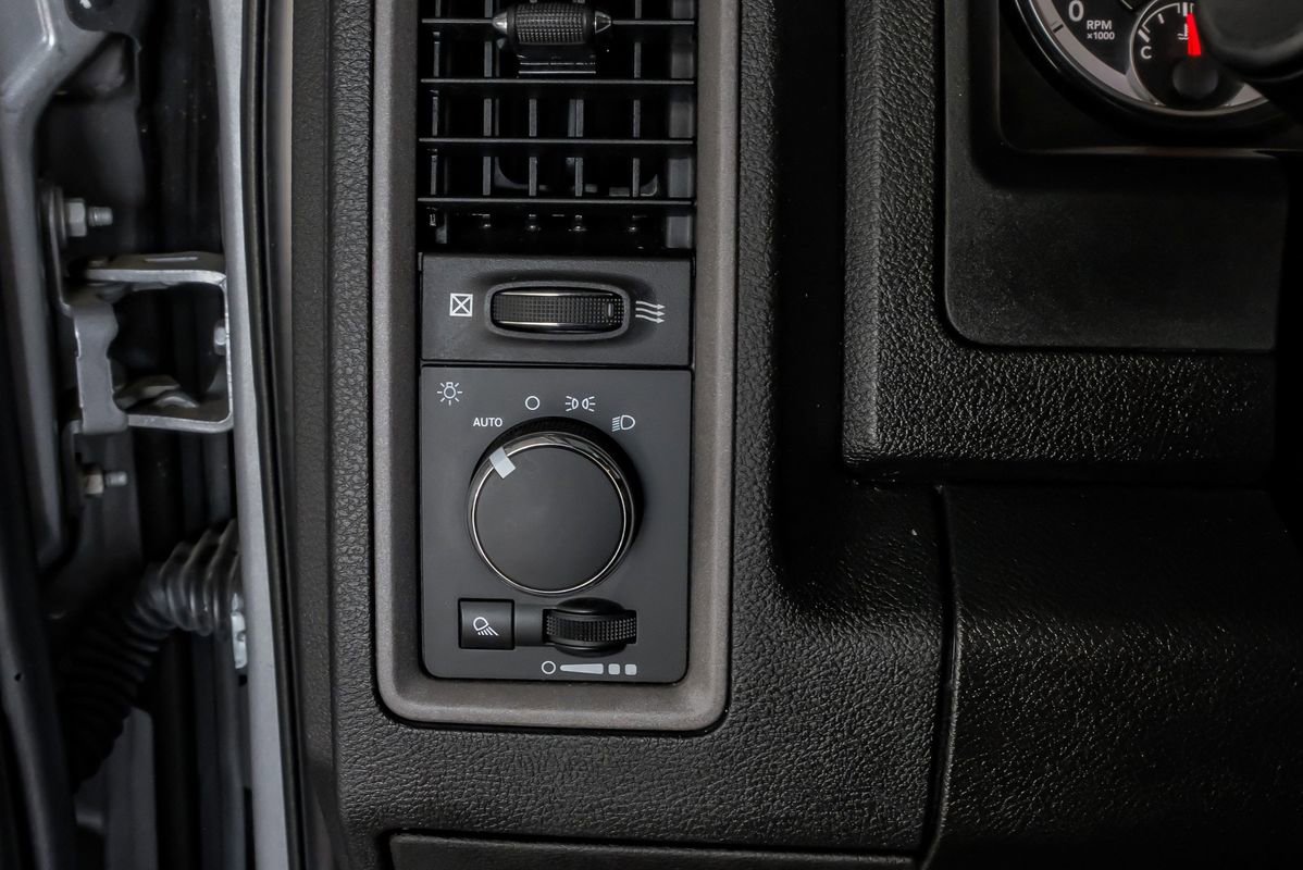 Used 2021 RAM 1500 Tradesman w/ Chrome Plus Package RWD image 25
