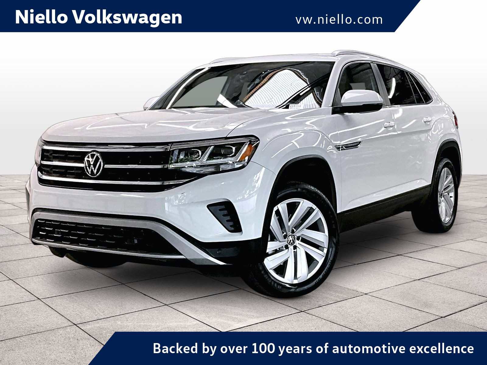 Used 2022 Volkswagen Atlas Cross Sport SE FWD image 1