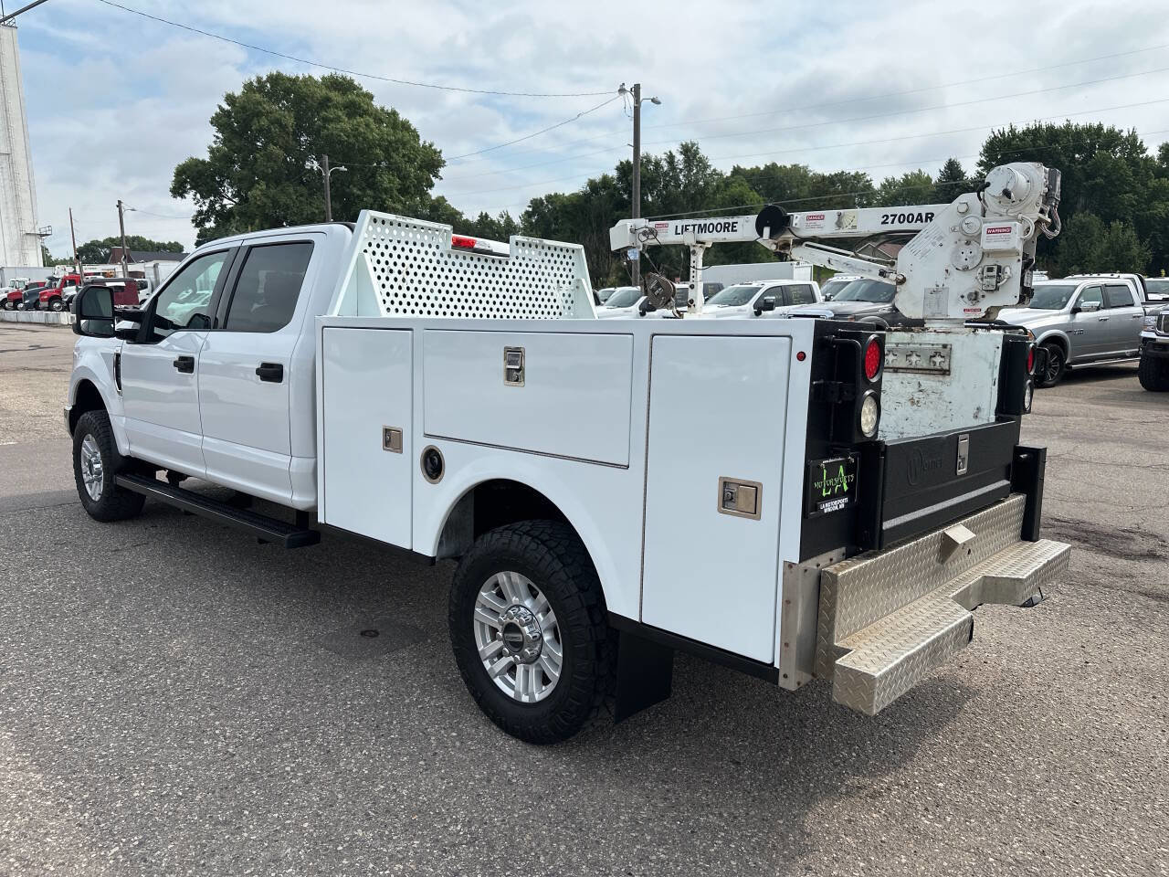 Used 2018 Ford F350 XLT image 3
