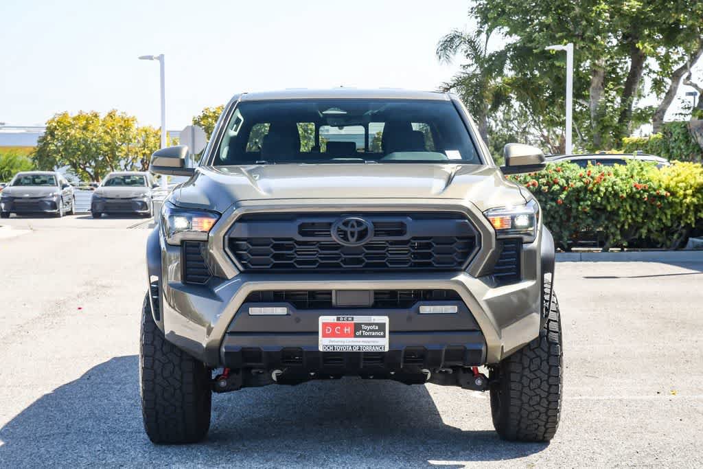 Used 2024 Toyota Tacoma TRD Off-Road w/ TRD Off Road Upgrade Package AWD/4WD video 2