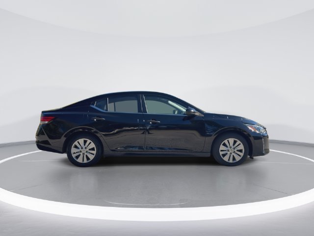 Used 2024 Nissan Sentra S FWD image 9