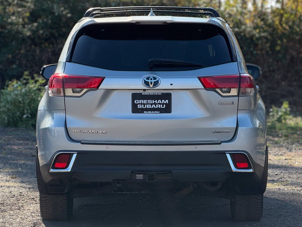 Used 2017 Toyota Highlander Limited Platinum AWD/4WD image 6