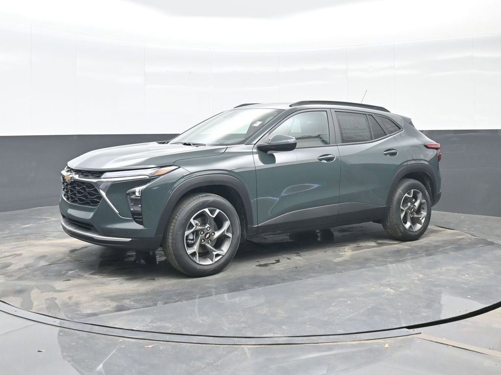 New 2026 Chevrolet Trax LT w/ Sunroof Package image 2