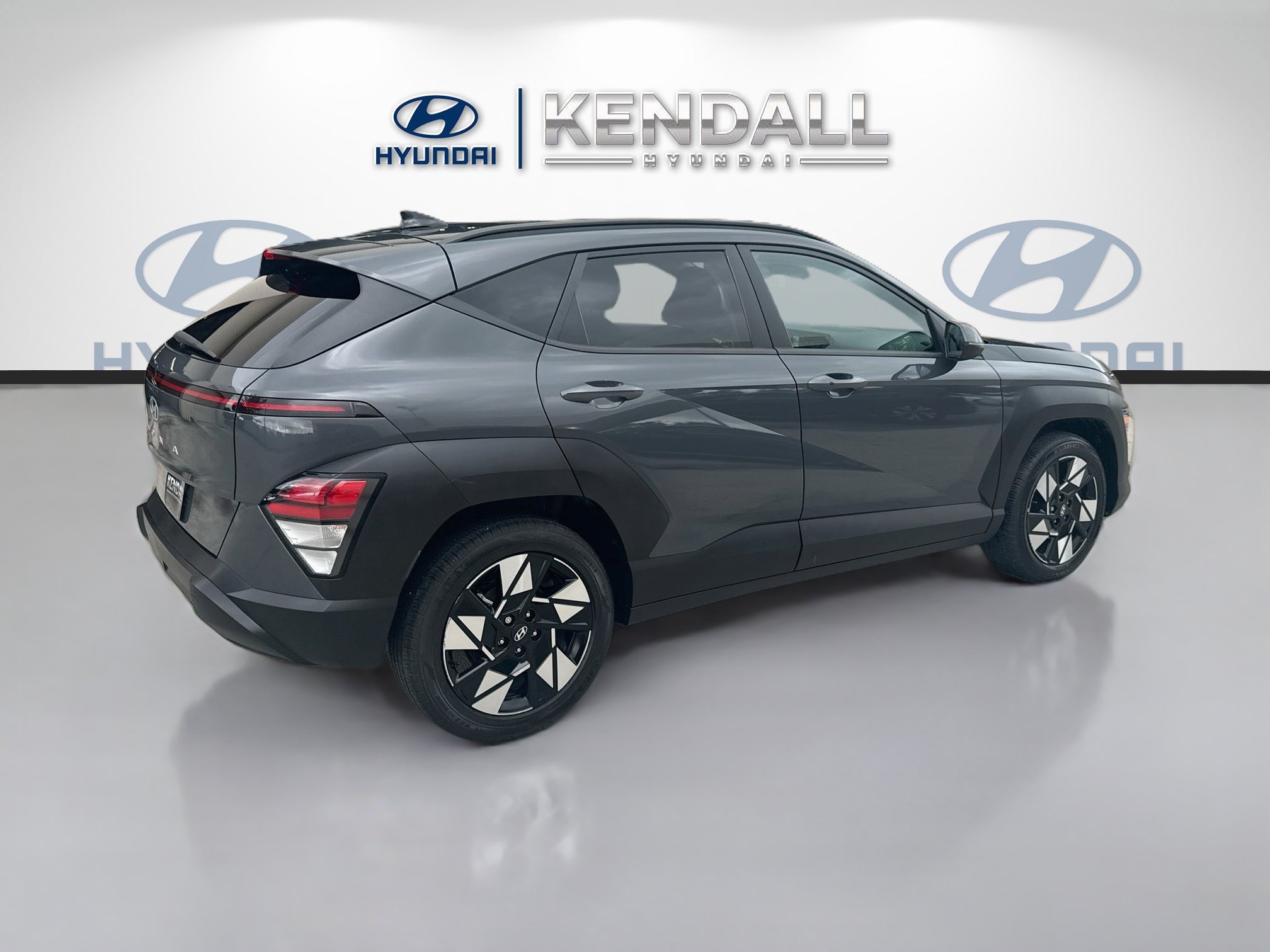 Used 2024 Hyundai Kona SEL FWD image 6