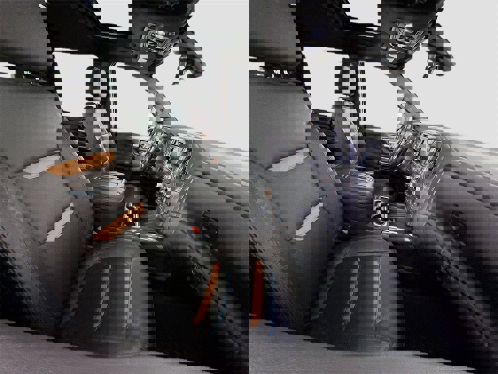 Used 2020 GMC Sierra 3500 AT4 w/ AT4 Premium Package image 23