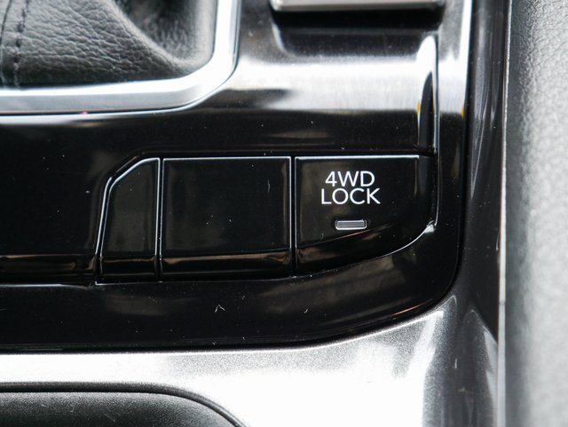 Used 2024 Jeep Compass Latitude image 23