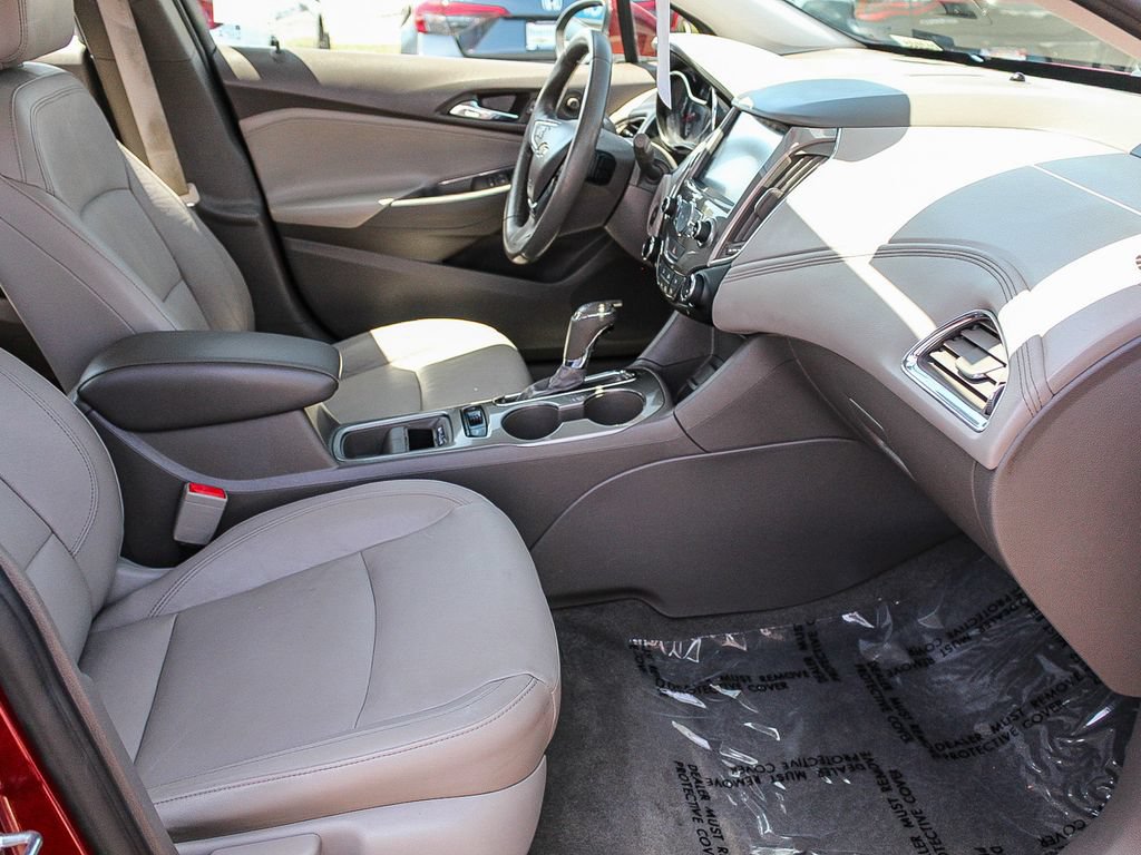 Used 2016 Chevrolet Cruze Premier FWD image 18