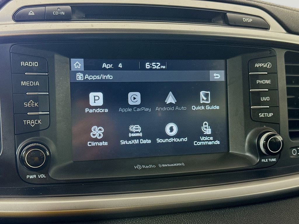 Used 2017 Kia Sorento LX w/ LX Convenience Package image 16