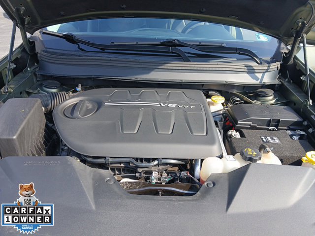 Used 2019 Jeep Cherokee Latitude Plus w/ Comfort/Convenience Group AWD/4WD image 40